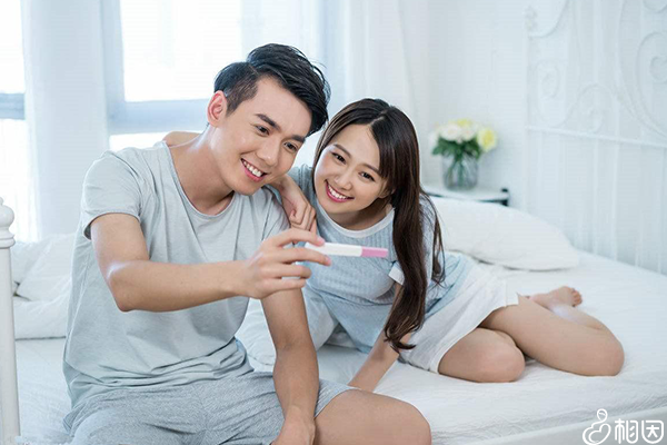 夫妻俩备孕中