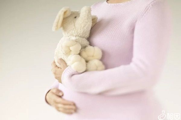 体重增加过快也易产生妊娠纹