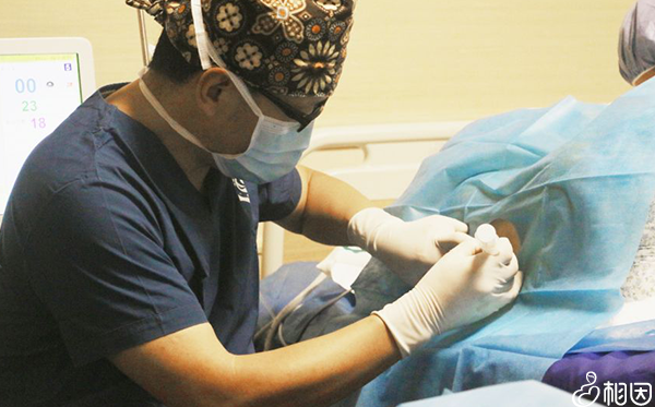 宫腔镜检查流程