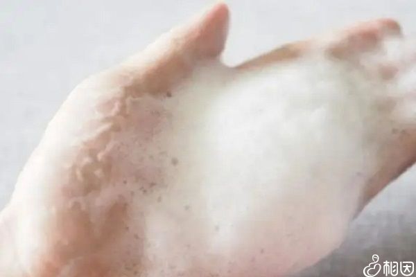 适合孕妇使用的沐浴露特点