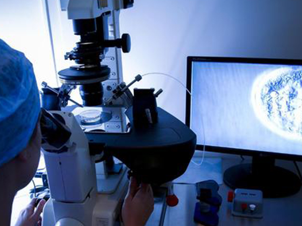 重庆试管婴儿费用在十万元左右