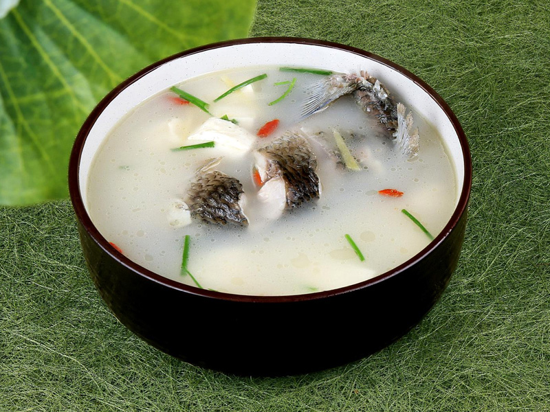 鲫鱼汤